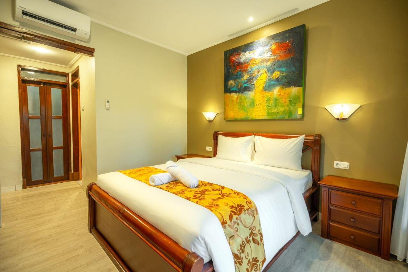 The Central Lovina Hotel & Restaurant Zewnętrze zdjęcie